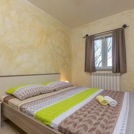 Velenik * Porec
